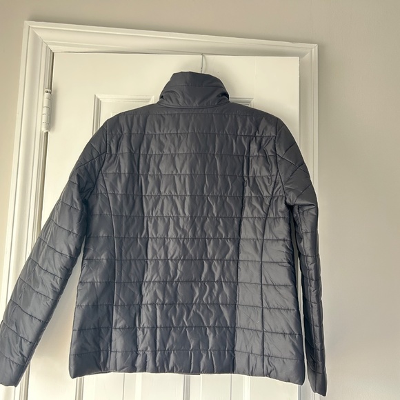 Eileen Fisher lightweight puffer jacket Black size small - Picture 3 of 5